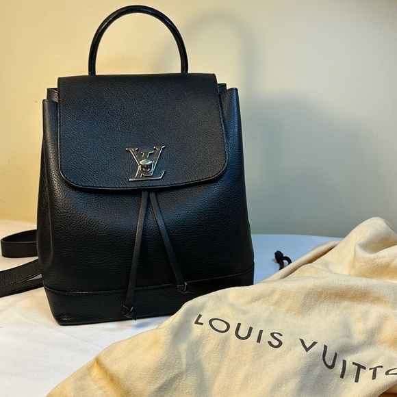 COA Louis Vuitton Calfskin LockMe Backpack Silver Hdw #DU3196 France 2016 - Picture 4 of 17